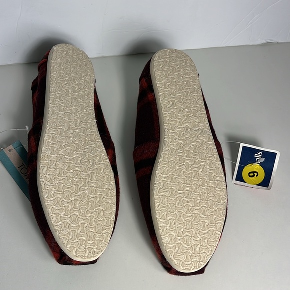 TOMS  Belmont black/red plaid with faux shearling slip on Shoes Women’s 9 NWT - Picture 7 of 7